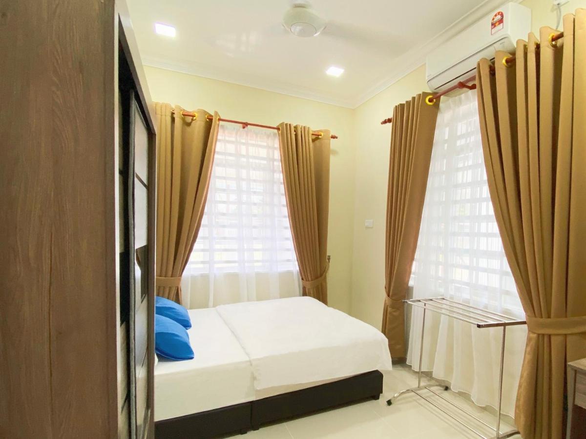 Nazza Homestay Besut With Pool Near Jetty To Perhentian Kampung Raja מראה חיצוני תמונה